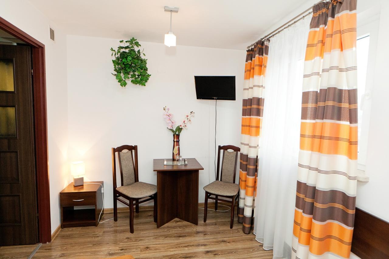 Hotel Turkus Jarosław المظهر الخارجي الصورة