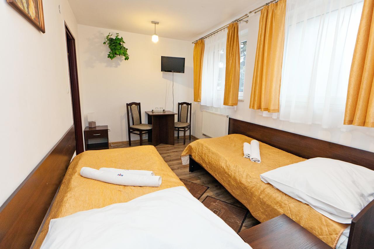 Hotel Turkus Jarosław المظهر الخارجي الصورة